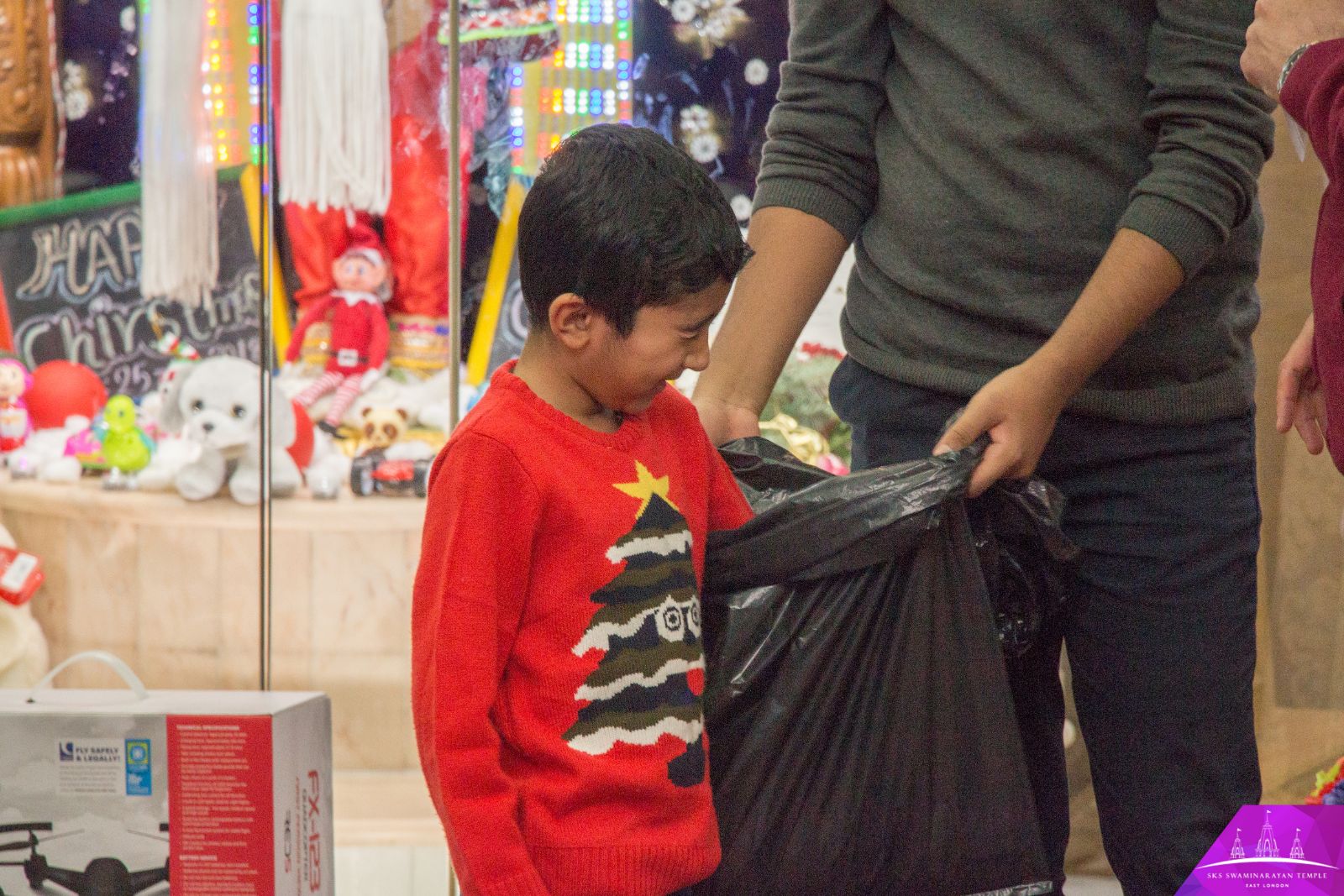 ©1987-2017 SKS Swaminarayan Temple East London